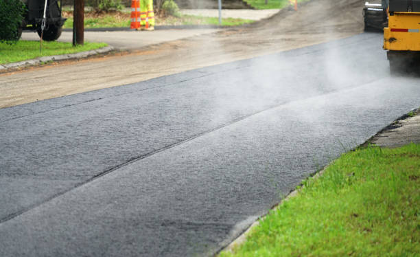 Best Decorative Driveway Pavers  in Lyndon, KS